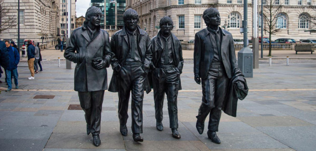 Escultura de los Beatles en Liverpool